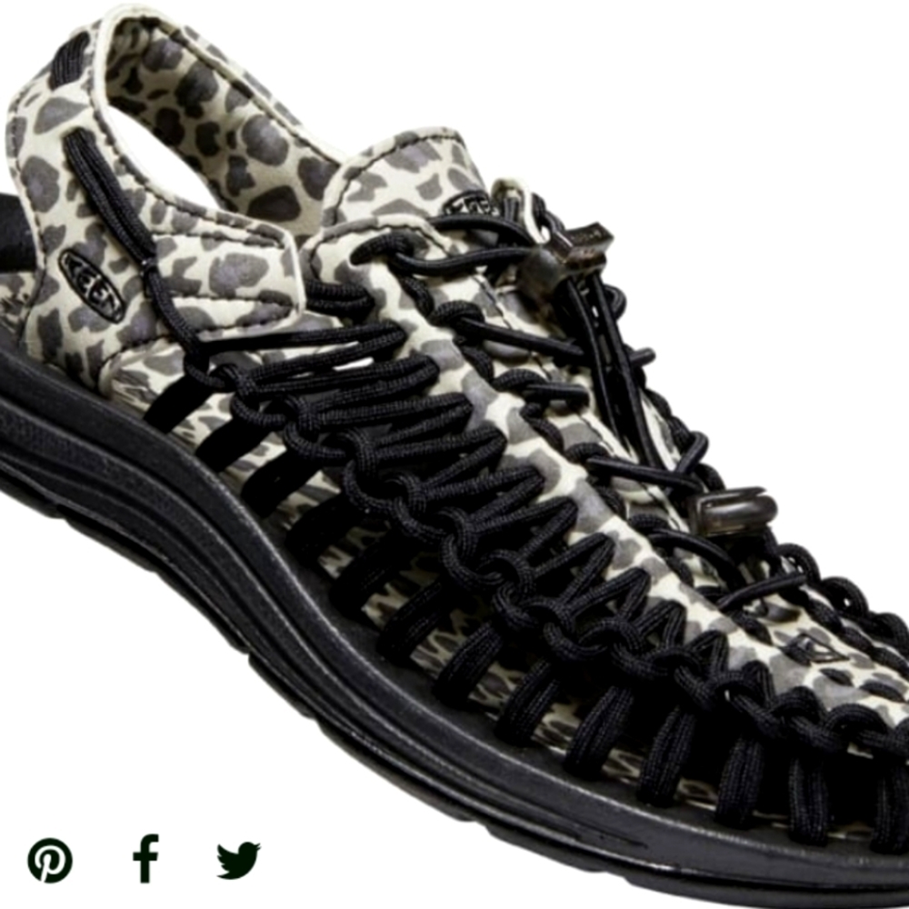 Keen Womens Size 8.5 UNEEK Animal Print Black White Shoes WORN ONCE Water Hiking